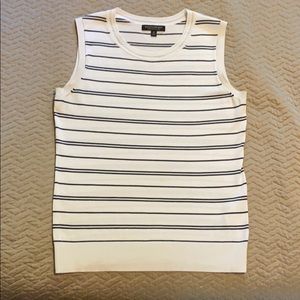 3/$25 White/Black Fine Knit Vest | Banana Republic